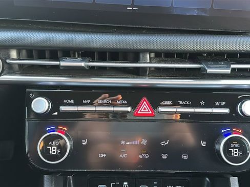 Certified 2025 Hyundai Tucson SEL image 24