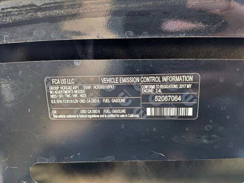 Used 2017 Jeep Renegade Latitude image 22