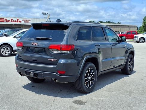 Used 2017 Jeep Grand Cherokee Trailhawk image 6