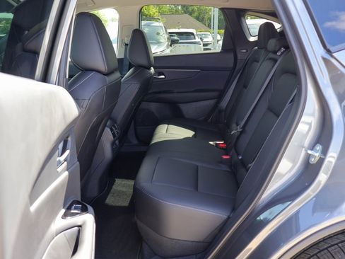 New 2026 Nissan Murano SV image 8