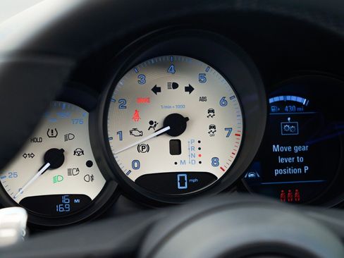 New 2026 Porsche Macan S image 27