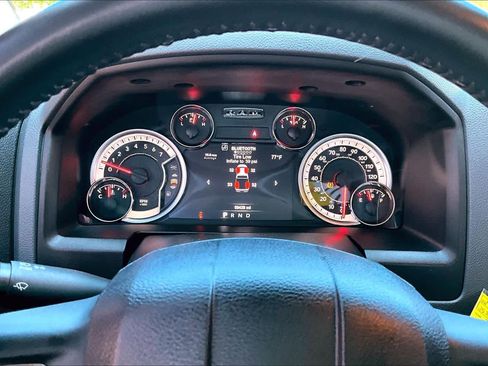 Used 2018 RAM 1500 Lone Star RWD image 26