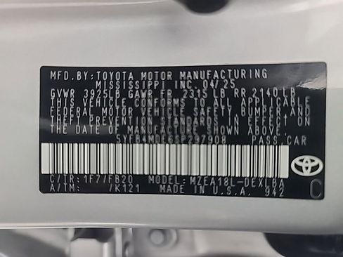 Used 2025 Toyota Corolla LE image 38