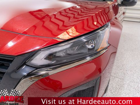 Used 2024 Nissan Altima 2.5 SR FWD image 8