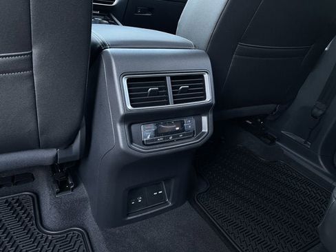 New 2026 Volkswagen Atlas SE image 26