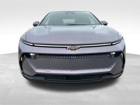 New 2026 Chevrolet Equinox EV LT image 8