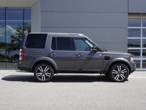 Used 2016 Land Rover LR4 HSE LUX AWD/4WD image 7