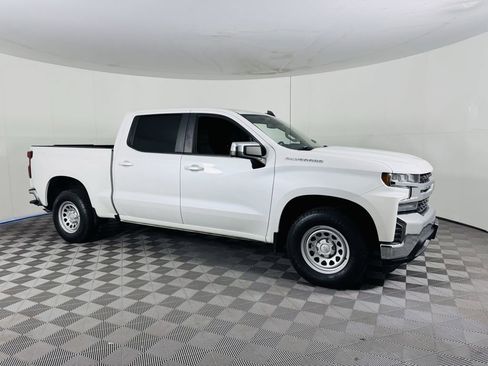 Used 2021 Chevrolet Silverado 1500 LT w/ Bed Protection Package RWD image 2