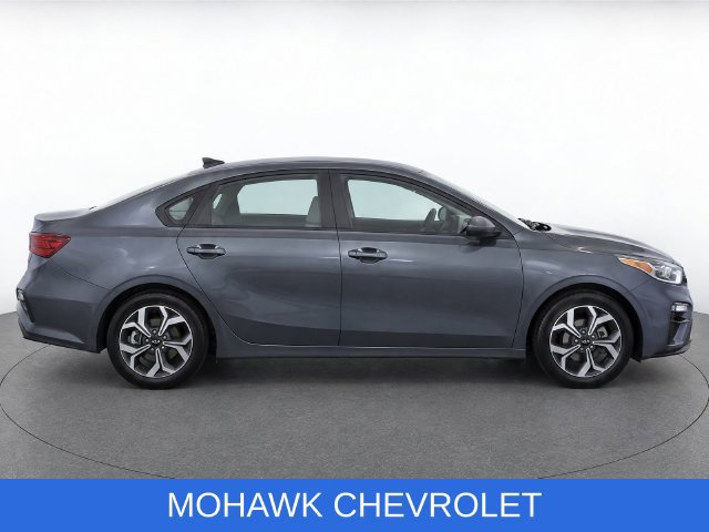 Used 2021 Kia Forte LXS FWD image 9