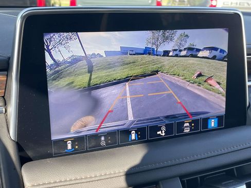 Used 2021 Chevrolet Tahoe High Country image 21