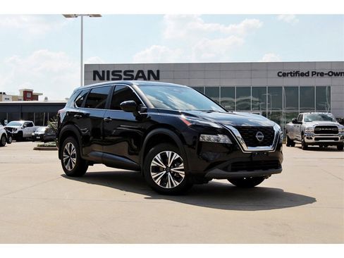 Certified 2023 Nissan Rogue SV image 1