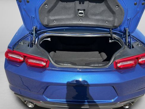 Used 2021 Chevrolet Camaro LT image 13