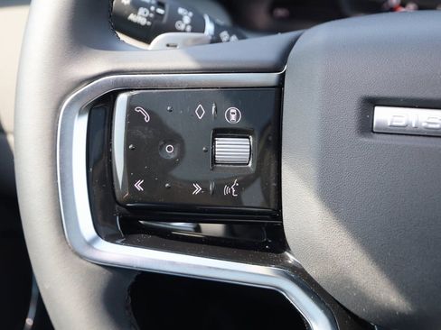 Used 2024 Land Rover Discovery Sport S image 45
