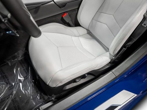 Used 2025 Chevrolet Corvette Stingray Coupe image 33