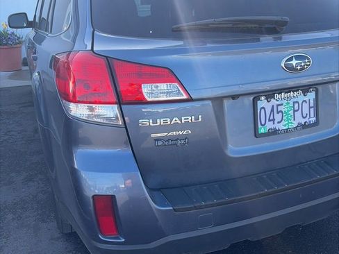 Used 2014 Subaru Outback 2.5i Premium image 5
