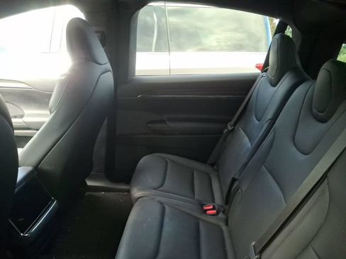 Used 2022 Tesla Model X AWD/4WD image 9