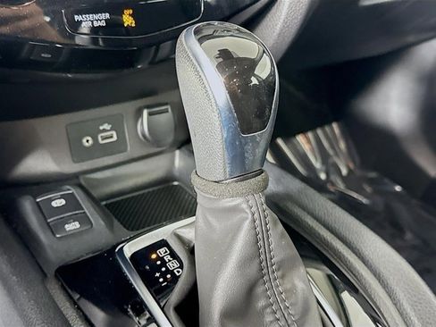 Certified 2021 Nissan Rogue Sport SL w/ Premium Package image 20