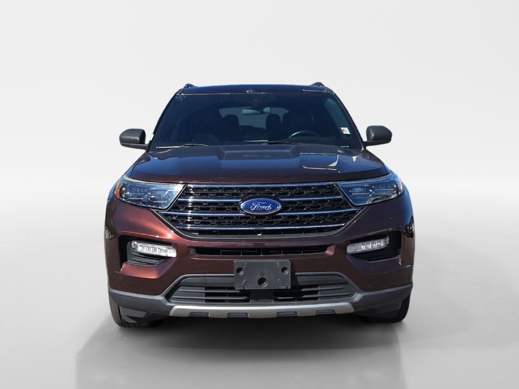 Used 2020 Ford Explorer XLT w/ Equipment Group 202A AWD/4WD image 10