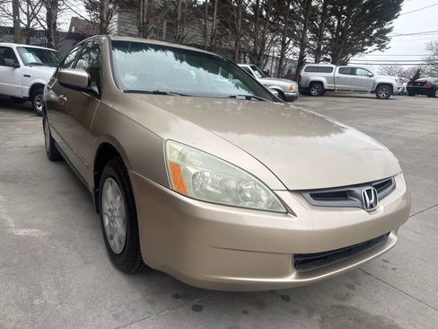 Used 2004 Honda Accord LX image 7