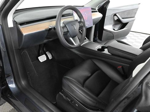 Used 2022 Tesla Model Y Performance AWD/4WD image 19