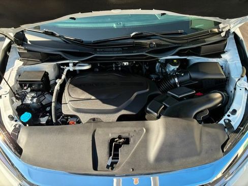 Used 2023 Honda Odyssey Elite image 13