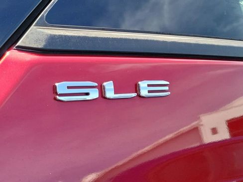 Used 2022 GMC Terrain SLE FWD image 5