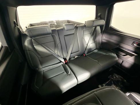 New 2026 Toyota Tundra Limited AWD/4WD image 33