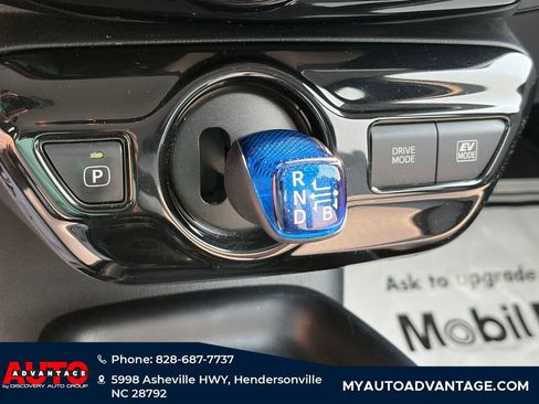 Used 2017 Toyota Prius Two FWD image 14