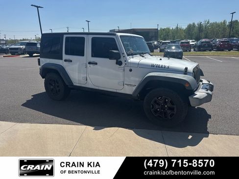 Used 2016 Jeep Wrangler Unlimited Sport image 8