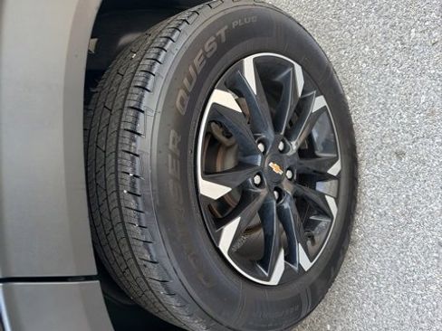 Used 2021 Chevrolet TrailBlazer LT w/ Convenience Package image 11