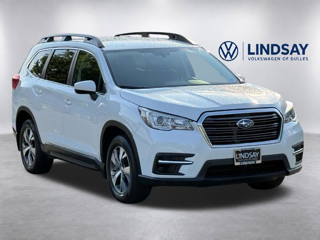 Used 2020 Subaru Ascent Premium w/ Convenience Package AWD/4WD image 1
