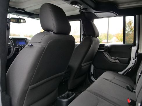 Used 2017 Jeep Wrangler Unlimited Sport w/ Quick Order Package 24S image 25