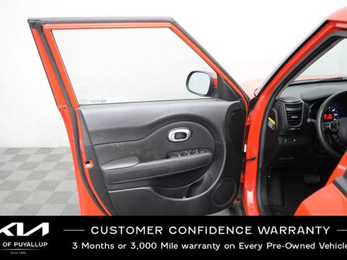 Used 2019 Kia Soul w/ Convenience Package FWD image 9