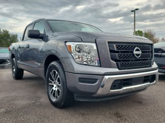 Used 2023 Nissan Titan SV video 2