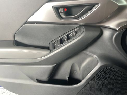 Used 2025 Subaru Impreza 2.0i AWD/4WD image 9