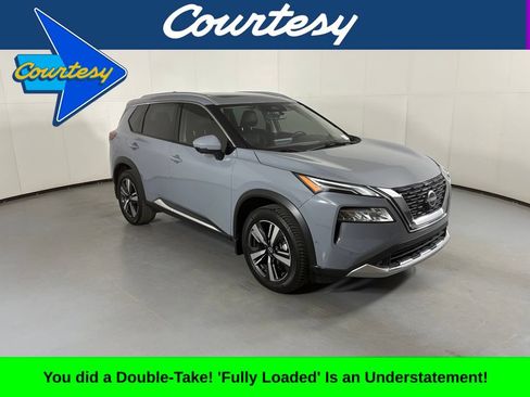Used 2022 Nissan Rogue Platinum w/ Head-Up Display Package FWD image 1