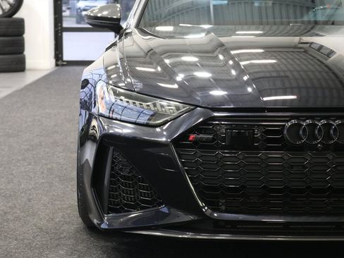 Used 2021 Audi RS 6 4.0T quattro Avant image 35