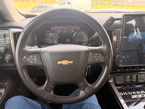 Used 2018 Chevrolet Silverado 1500 LT w/ All Star Edition AWD/4WD image 14