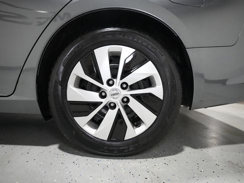 Used 2022 Nissan Altima 2.5 S image 11