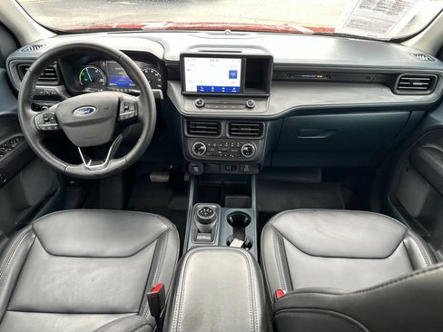 Used 2023 Ford Maverick Lariat w/ Lariat Luxury Package FWD image 14