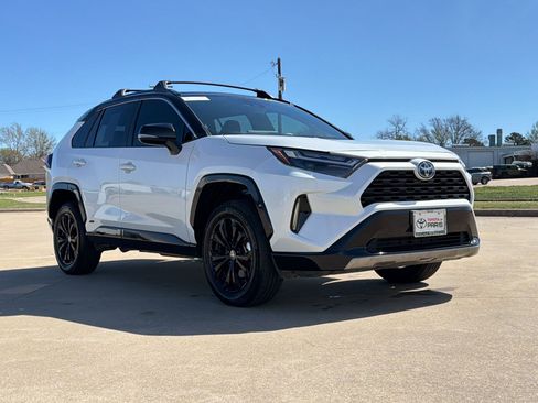 Used 2024 Toyota RAV4 XSE image 7