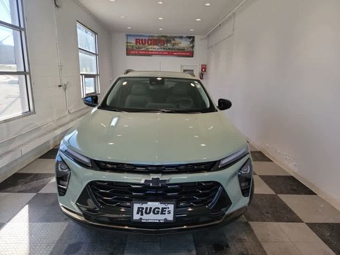 Used 2025 Chevrolet Trax ACTIV image 7