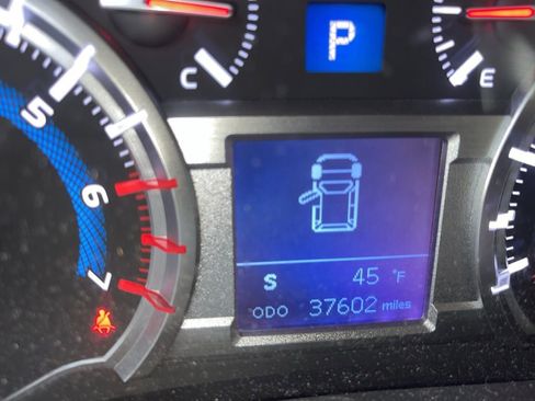 Used 2019 Toyota 4Runner SR5 Premium image 9