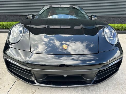 Certified 2022 Porsche 911 Carrera S RWD image 8