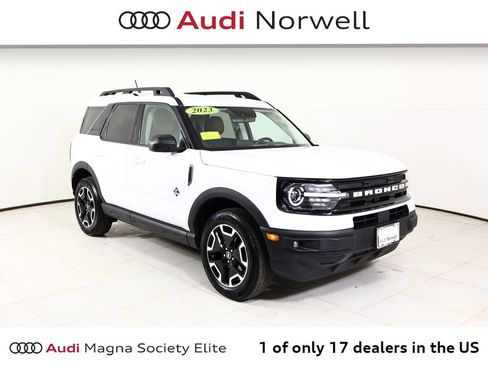 Used 2023 Ford Bronco Sport Outer Banks w/ Tech Package AWD/4WD image 1