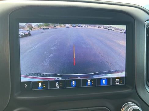 Used 2022 GMC Sierra 3500 Denali w/ Denali Ultimate Package image 27