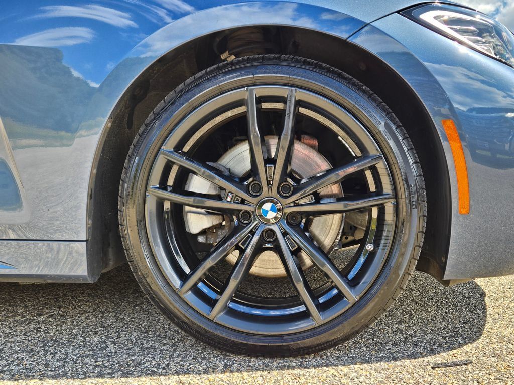 Used 2023 BMW 430i xDrive Coupe w/ M Sport Package AWD/4WD image 11