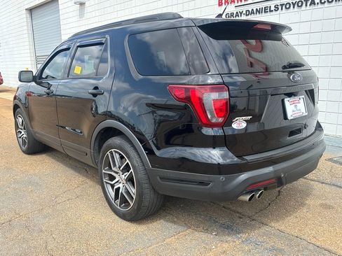 Used 2018 Ford Explorer Sport w/ Equipment Group 401A image 4