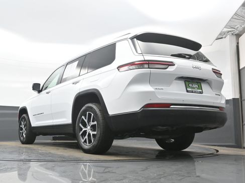Used 2025 Jeep Grand Cherokee L Limited image 30