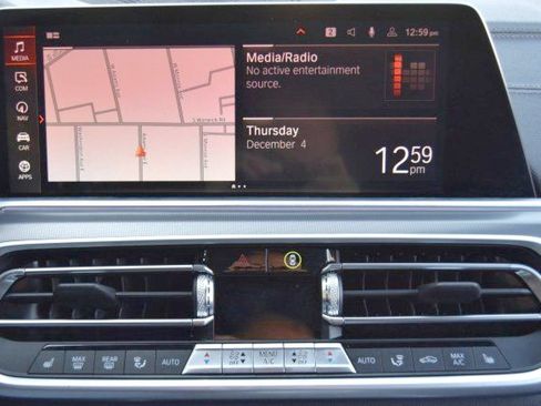 Used 2023 BMW X5 xDrive40i w/ Premium Package AWD/4WD image 26